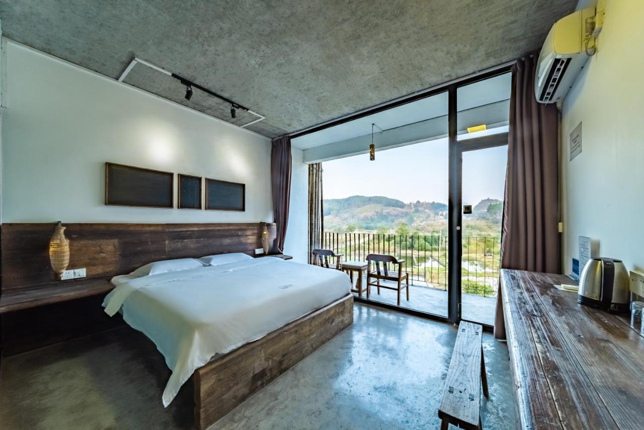 Yangshuo Sudder Street Guesthouse Номер фото