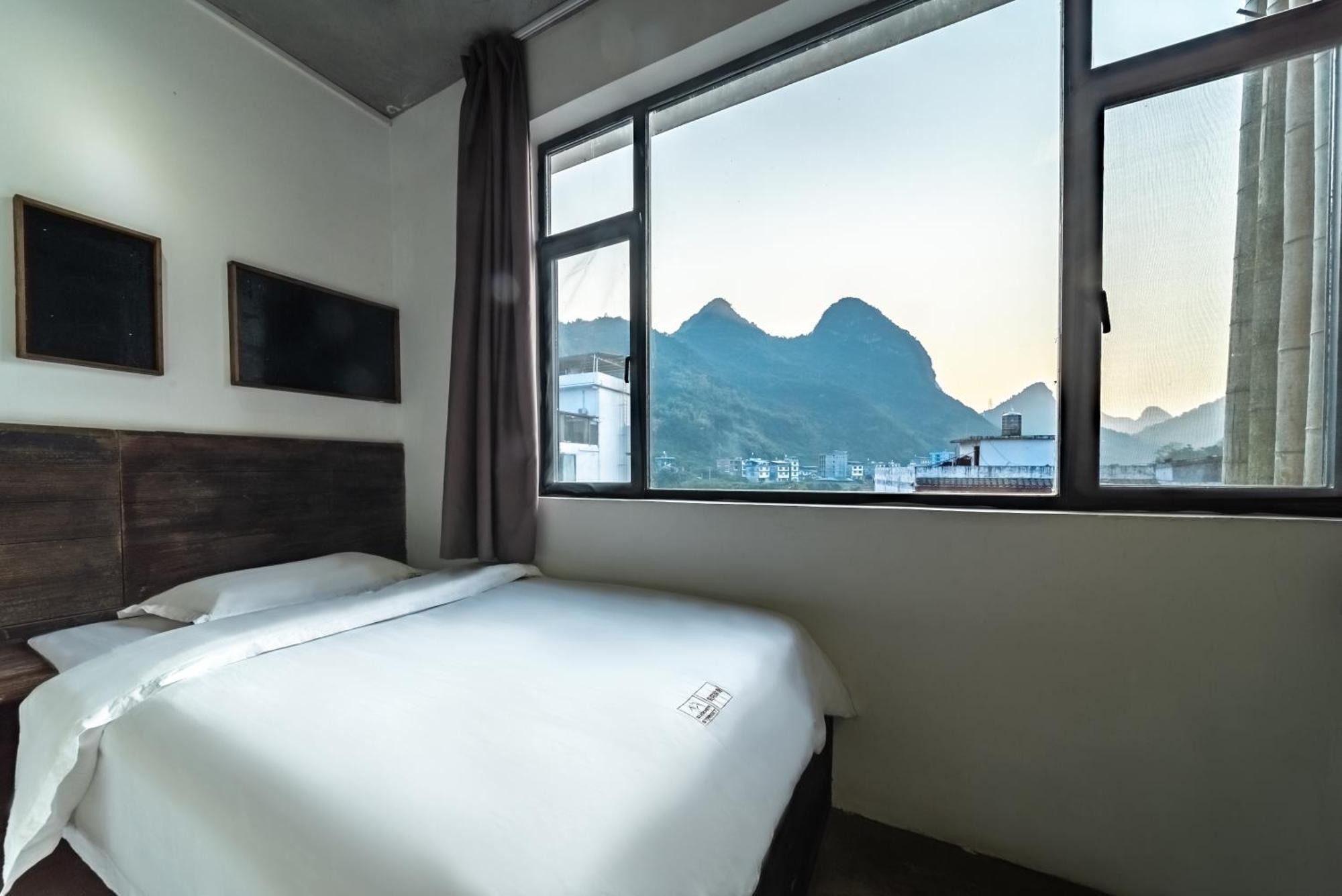 Yangshuo Sudder Street Guesthouse Номер фото