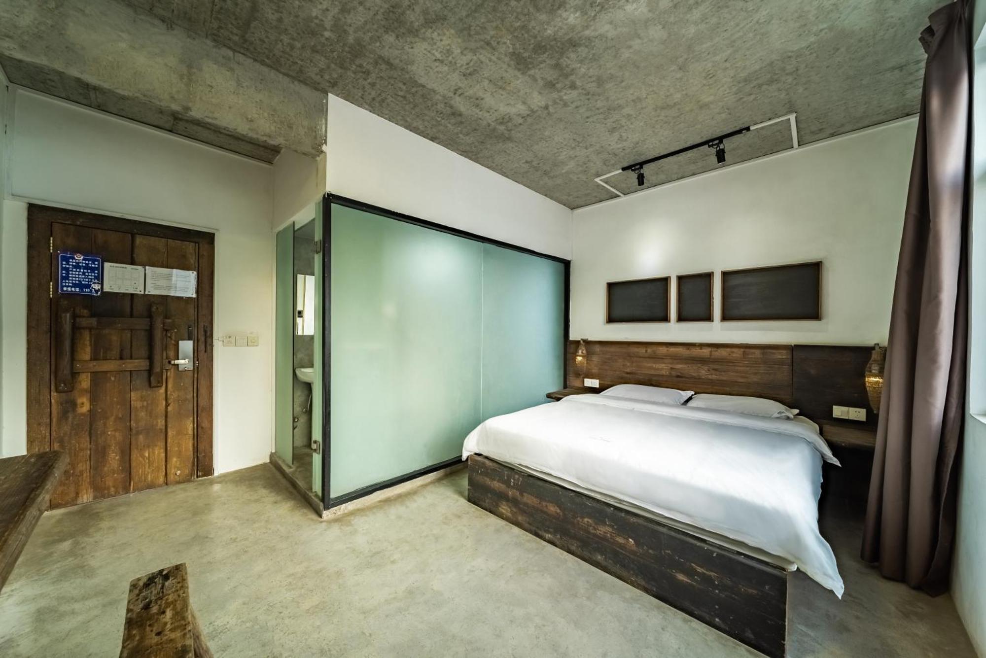 Yangshuo Sudder Street Guesthouse Номер фото