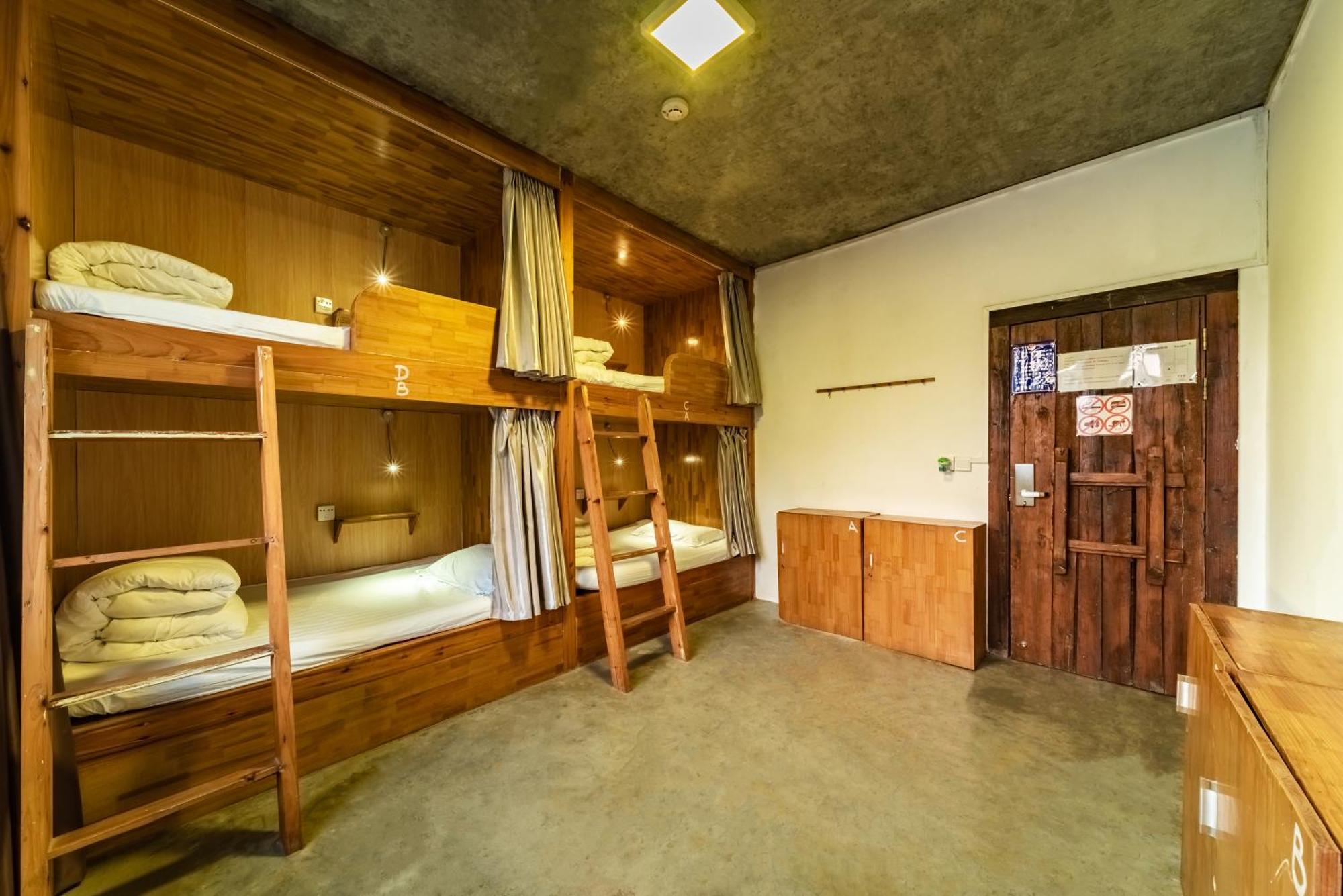 Yangshuo Sudder Street Guesthouse Номер фото